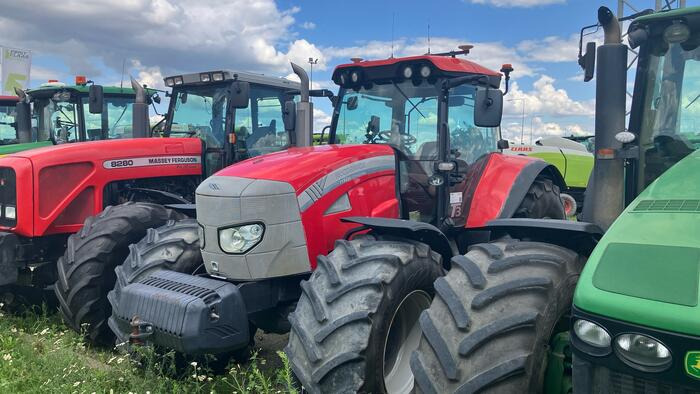 McCormick TTX 230 - Traktors: foto 1 McCormick TTX 230 - Traktors: foto 1