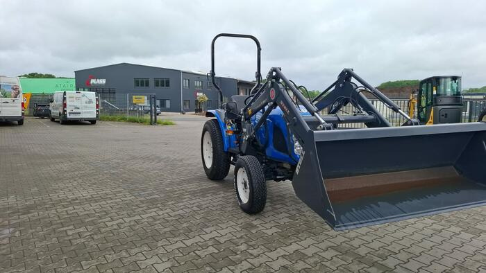 New Holland Boomer 50 - Traktors: foto 3 New Holland Boomer 50 - Traktors: foto 3