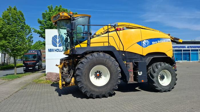 New Holland FR 9060 - Lopbarības kombains: foto 1 New Holland FR 9060 - Lopbarības kombains: foto 1