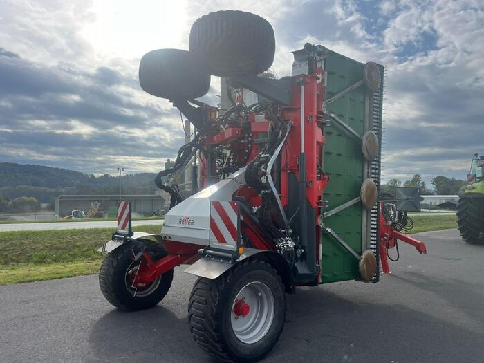 R9 profi Type 820 - Vālotājs/ Ārdītājs: foto 5 R9 profi Type 820 - Vālotājs/ Ārdītājs: foto 5