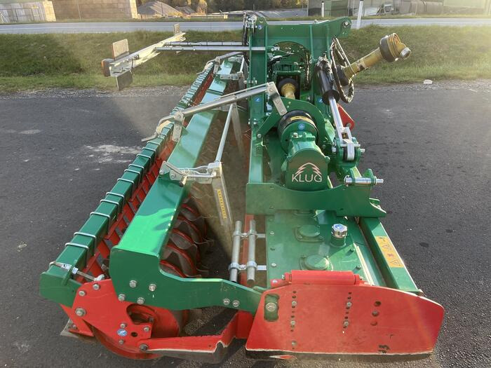 Regent KSE MHK 5000 - Vertikālā augsnes frēze: foto 4 Regent KSE MHK 5000 - Vertikālā augsnes frēze: foto 4