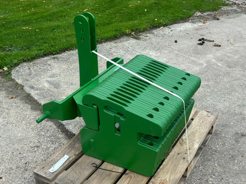 John Deere 1100 KG NIEUW Front gewicht - Traktors: foto 1 John Deere 1100 KG NIEUW Front gewicht - Traktors: foto 1