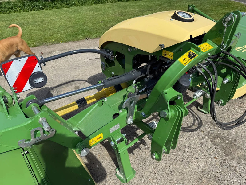 Krone Easy cut B 870 Schijvenmaaier NIEUW STAAT - Pļāvējs: foto 5 Krone Easy cut B 870 Schijvenmaaier NIEUW STAAT - Pļāvējs: foto 5