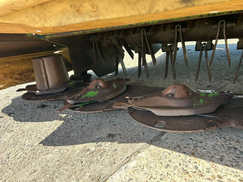 Pļāvējs Krone Easycut 9140 CV triple maaier: foto 9