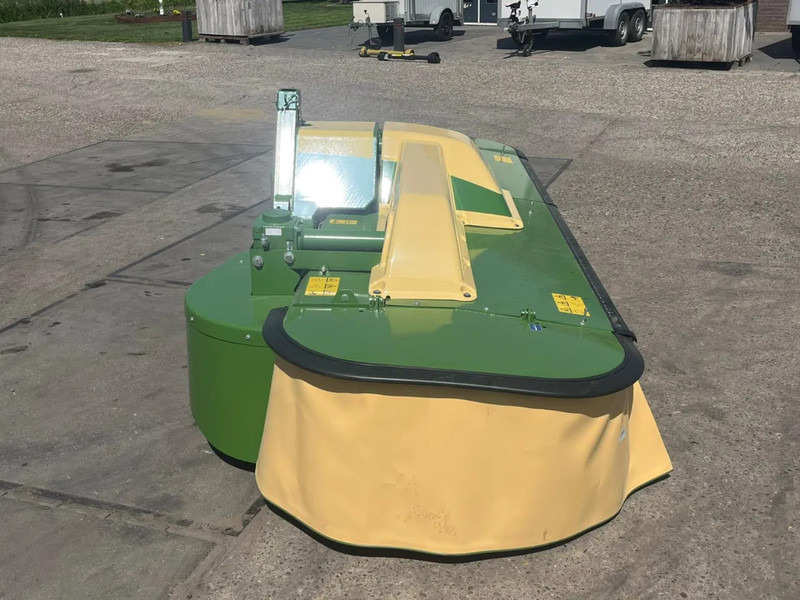 Krone NIEUW! Easy Cut F 320 G2 NIEUW FRONTMAAIER - Pļāvējs: foto 3 Krone NIEUW! Easy Cut F 320 G2 NIEUW FRONTMAAIER - Pļāvējs: foto 3