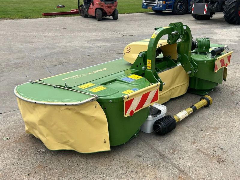 Krone NIEUW! Krone easy cut 320 M Frontmaaier stalvoeren - Pļāvējs: foto 3 Krone NIEUW! Krone easy cut 320 M Frontmaaier stalvoeren - Pļāvējs: foto 3