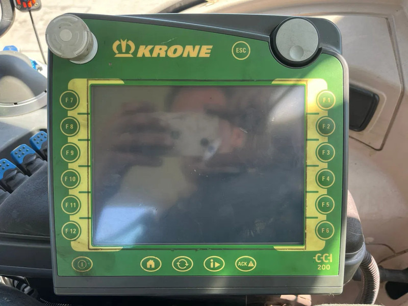 Krone swadro 1400 plus 4 rotor hark NIEUW STAAT - Vālotājs/ Ārdītājs: foto 4 Krone swadro 1400 plus 4 rotor hark NIEUW STAAT - Vālotājs/ Ārdītājs: foto 4