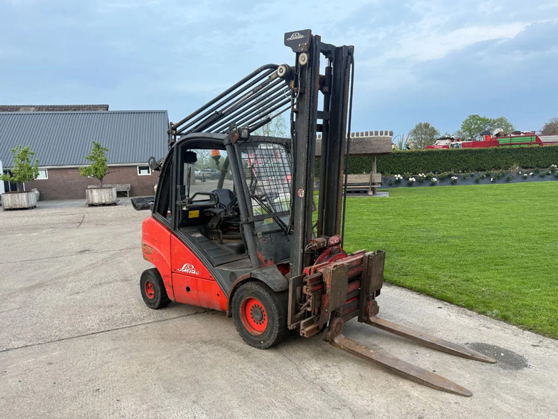 Linde H35T LPG LINDE H35T LPG Heftruck - Gāzes iekrāvējs: foto 2 Linde H35T LPG LINDE H35T LPG Heftruck - Gāzes iekrāvējs: foto 2