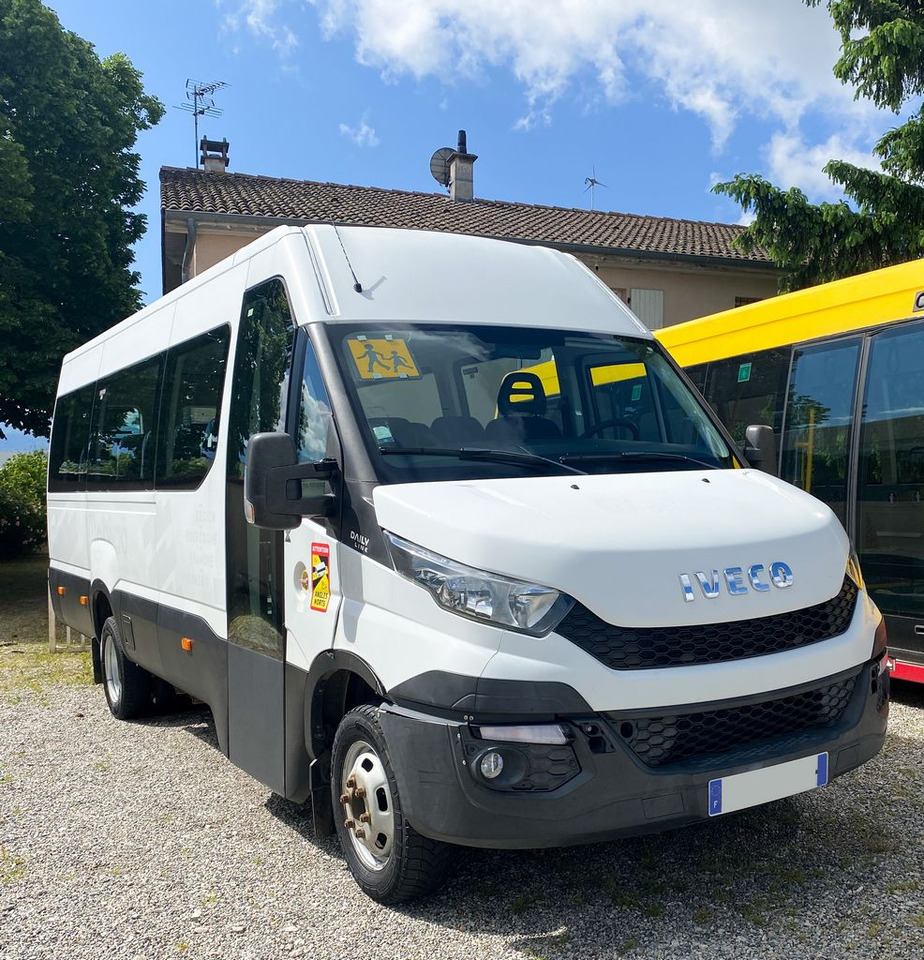 IVECO DAILY LINE 2016 - Mikroautobuss, Pasažieru furgons: foto 1 IVECO DAILY LINE 2016 - Mikroautobuss, Pasažieru furgons: foto 1