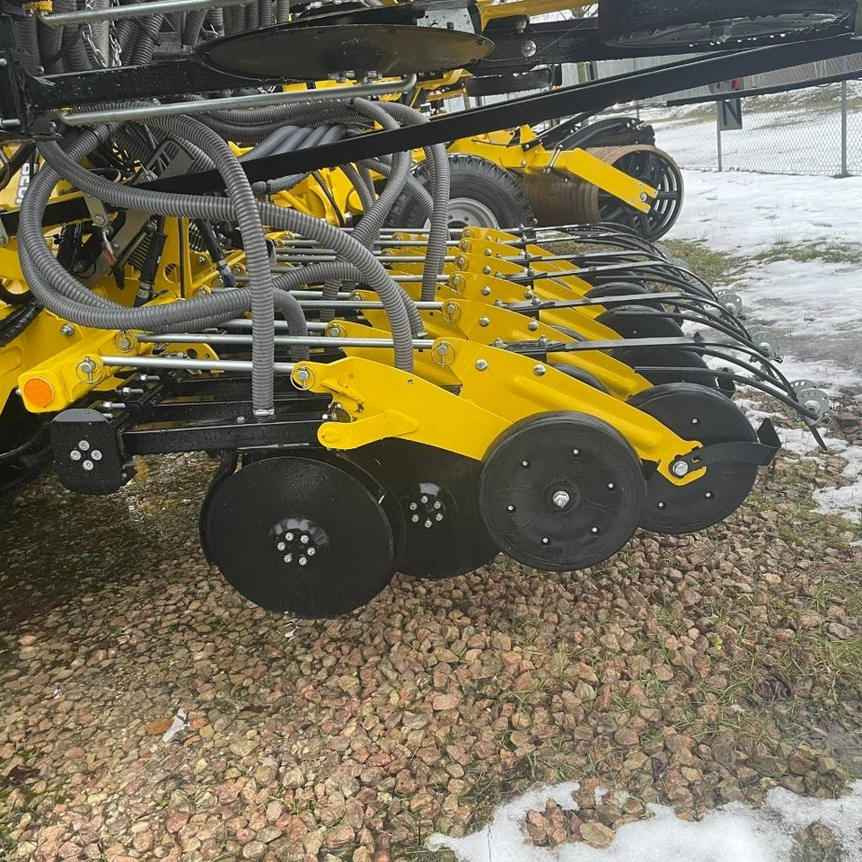 Bednar CORSA CN 6000 - Sējmašīna: foto 5 Bednar CORSA CN 6000 - Sējmašīna: foto 5