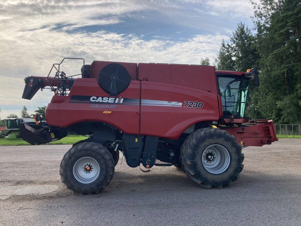 Labības kombains Case IH 7230: foto 6