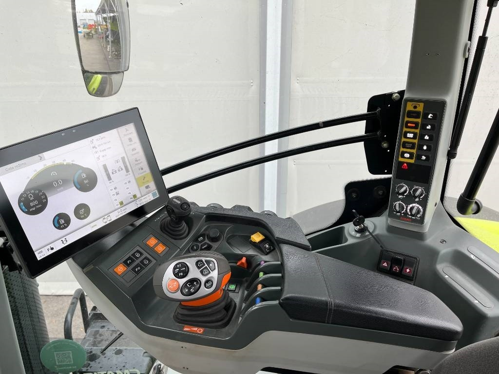 Traktors Claas Axion 950: foto 11