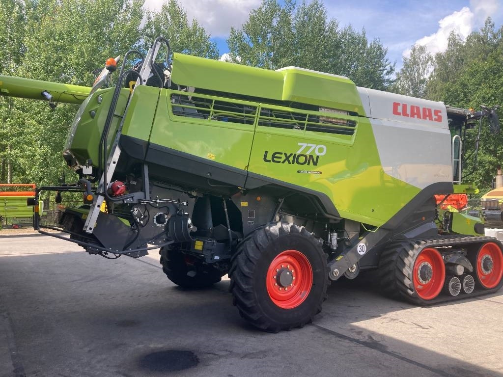 Claas Lexion 770 TT - Labības kombains: foto 5 Claas Lexion 770 TT - Labības kombains: foto 5