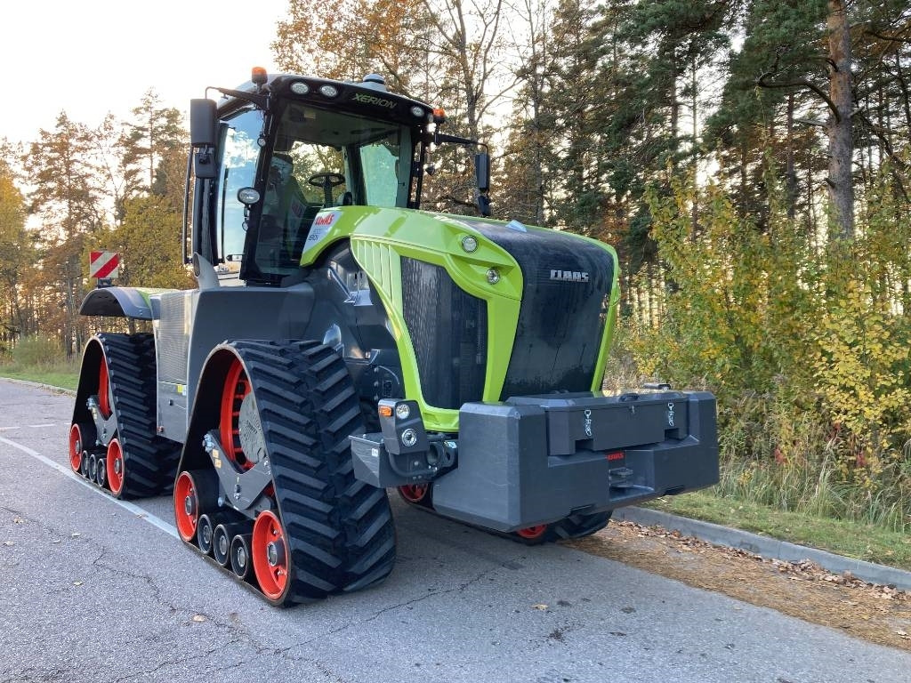 Claas Xerion 5000 Trac TS - Traktors: foto 4 Claas Xerion 5000 Trac TS - Traktors: foto 4
