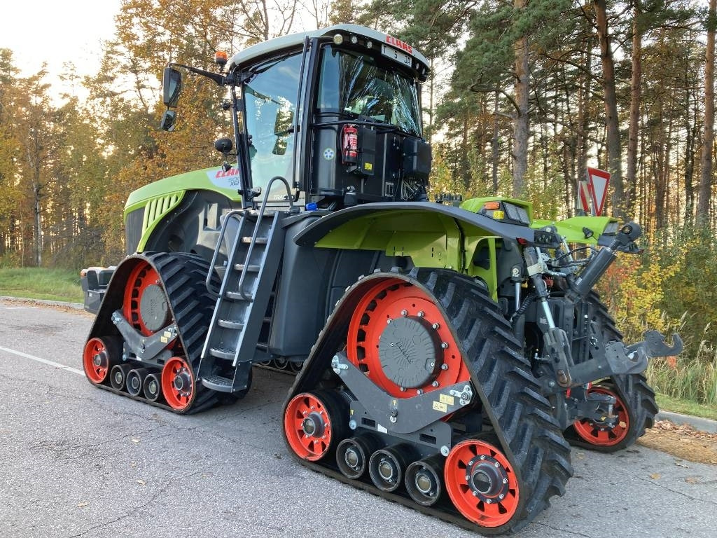 Claas Xerion 5000 Trac TS - Traktors: foto 5 Claas Xerion 5000 Trac TS - Traktors: foto 5