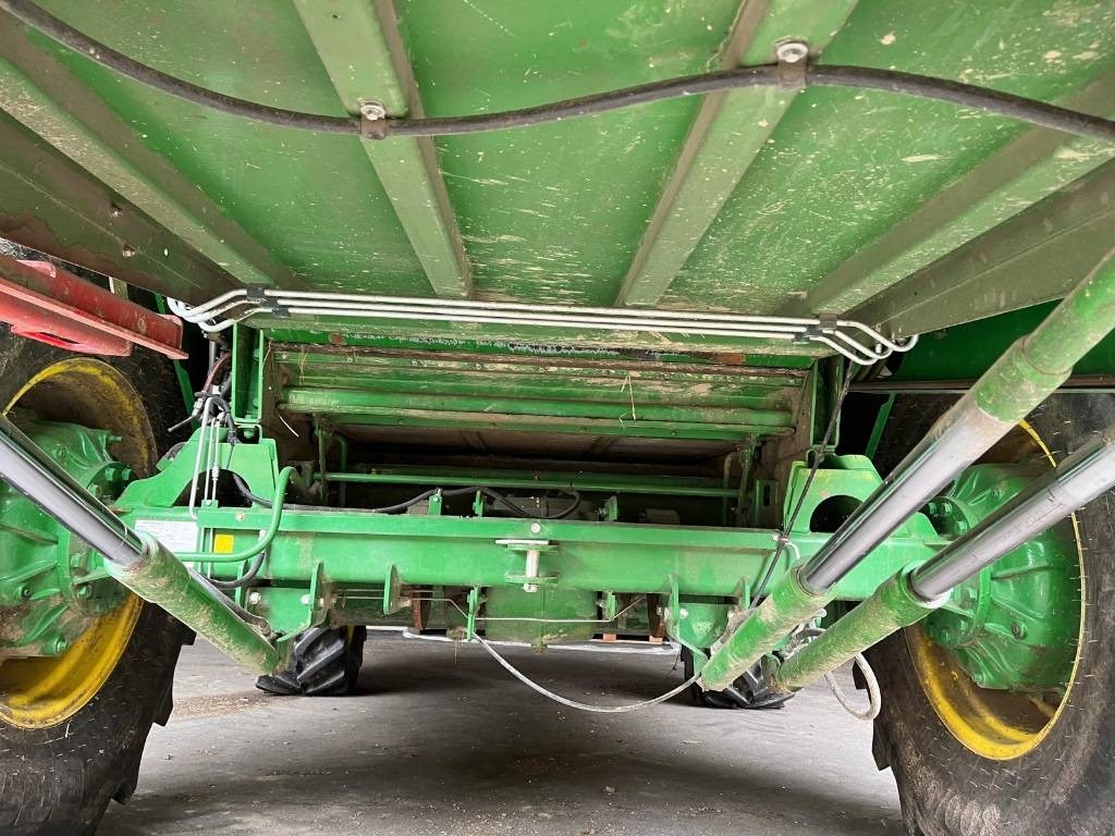 John Deere W 440  - Labības kombains: foto 2 John Deere W 440  - Labības kombains: foto 2