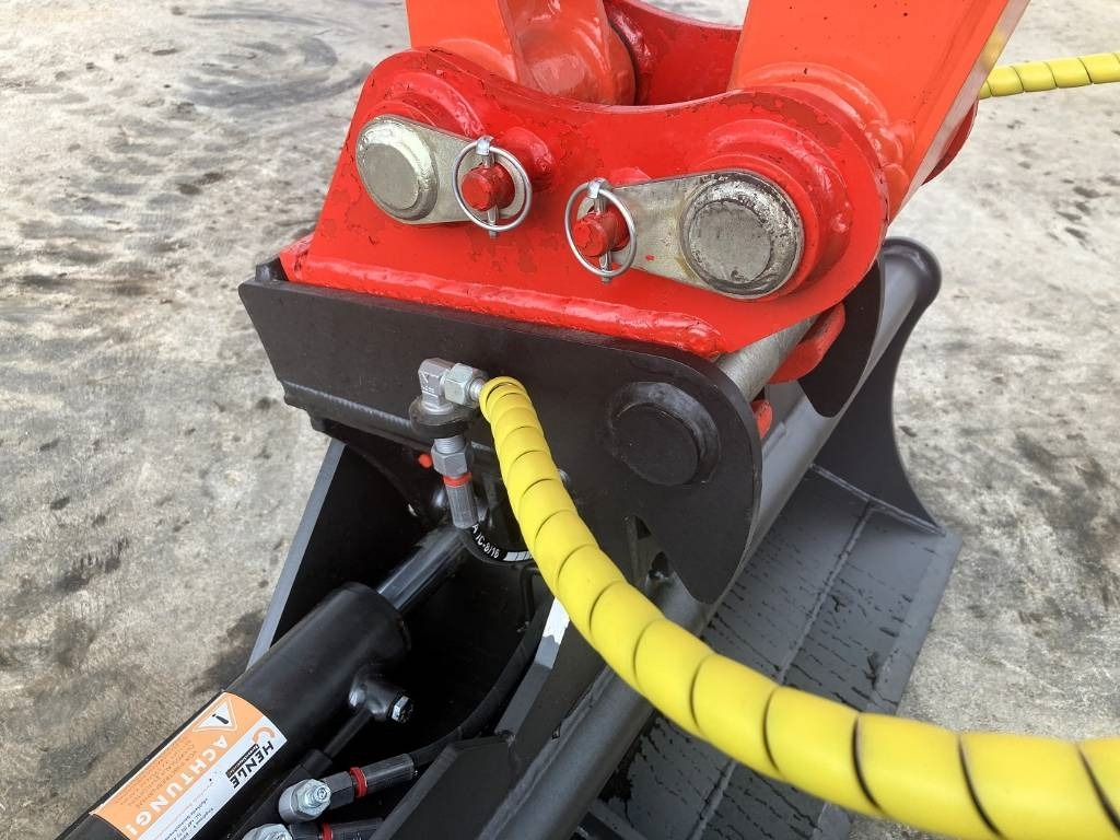 Jaunā Mini-ekskavators Kubota KX037-4: foto 6