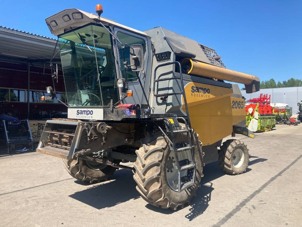 Sampo-Rosenlew SR 2065  - Labības kombains: foto 1 Sampo-Rosenlew SR 2065  - Labības kombains: foto 1