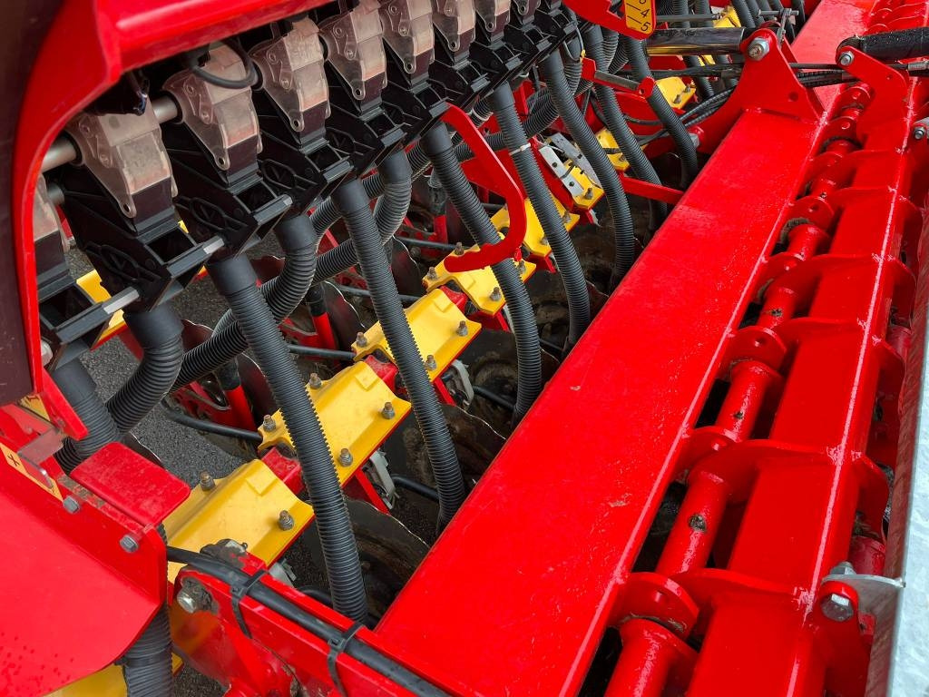 Kombinētā sējmašīna Vaderstad Rapid RD400C: foto 13