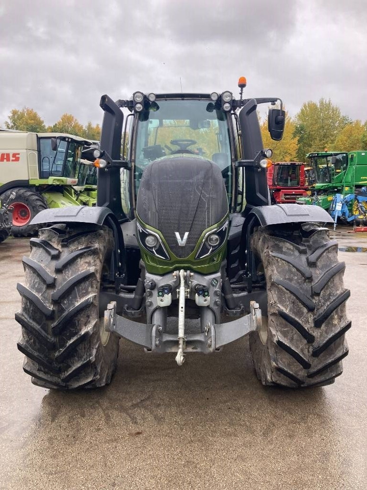 Valtra T 234 - Traktors: foto 4 Valtra T 234 - Traktors: foto 4