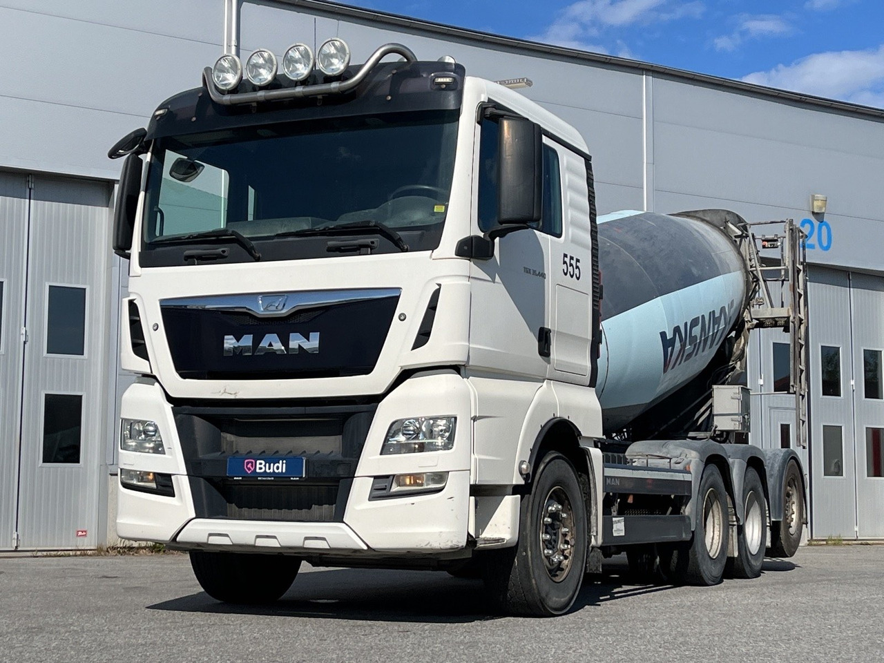Betongbil MAN 92X TGX 35.440 8X4-4 BL -2015 | Endast export / EXPORT ONLY - Betonvedējs: foto 1 Betongbil MAN 92X TGX 35.440 8X4-4 BL -2015 | Endast export / EXPORT ONLY - Betonvedējs: foto 1