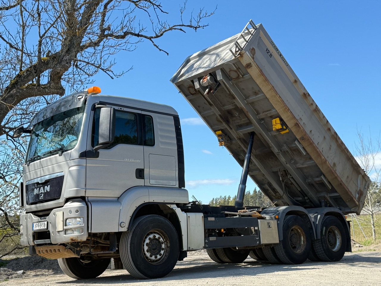 Kravas automašīna pašizgāzējs Tippbil MAN 30S -2012 | TGS 26.480 | 6X4 BL | Meiller: foto 1