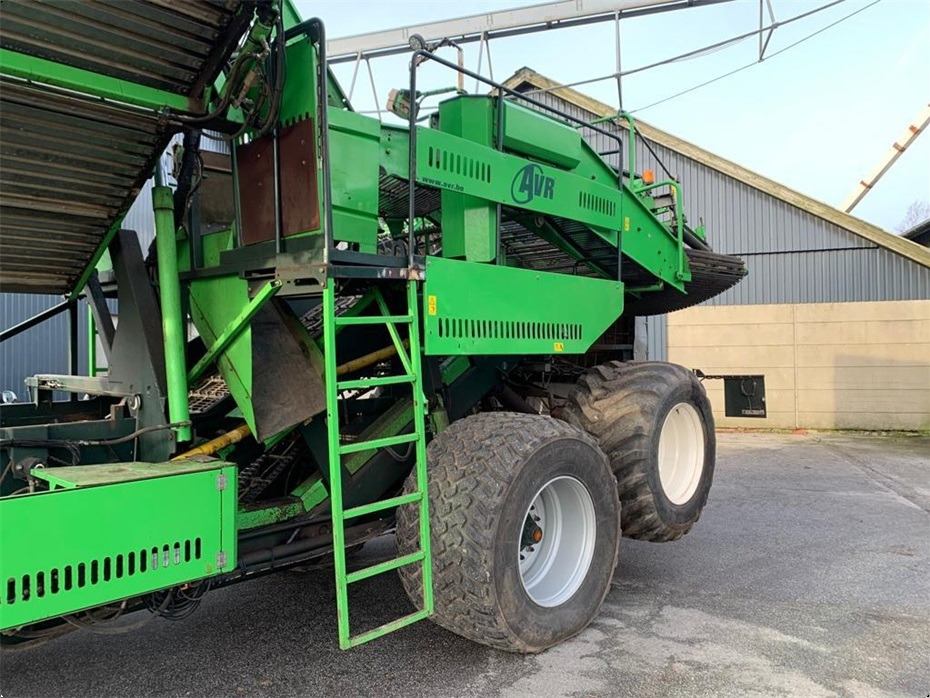 AVR
8200 Spirit Ekstra aksel med hjultræk - Kartupeļu kombains: foto 5 AVR
8200 Spirit Ekstra aksel med hjultræk - Kartupeļu kombains: foto 5