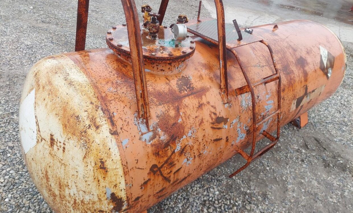 Agrodan Ammoniaktank 2000 kg - Uzglabāšanas tvertne: foto 4 Agrodan Ammoniaktank 2000 kg - Uzglabāšanas tvertne: foto 4