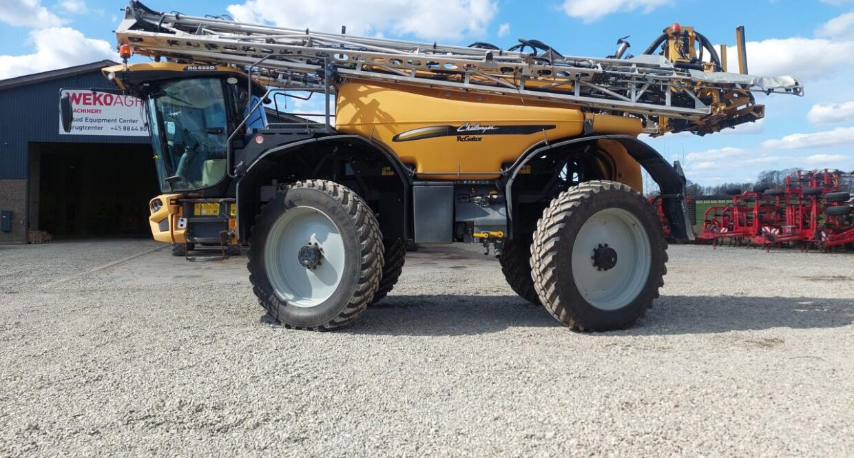 Challenger Rogator 655 B med GPS - Pašgājējmiglotājs: foto 3 Challenger Rogator 655 B med GPS - Pašgājējmiglotājs: foto 3