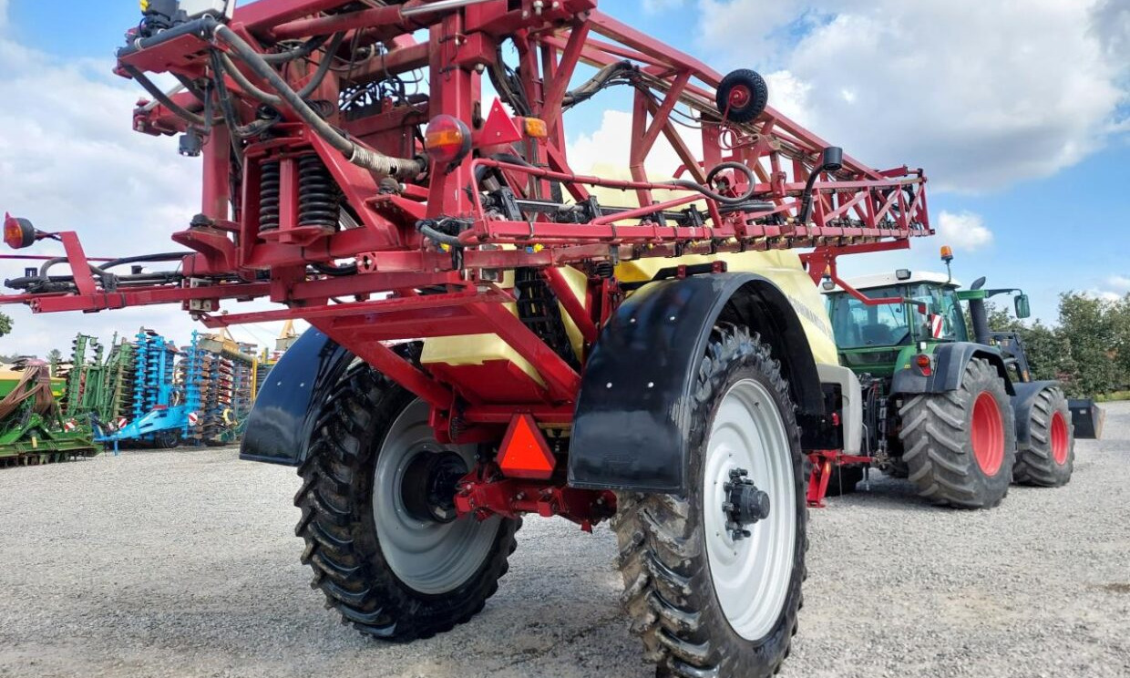 Hardi Commander 5500i -30m - Piekabināmais miglotājs: foto 4 Hardi Commander 5500i -30m - Piekabināmais miglotājs: foto 4