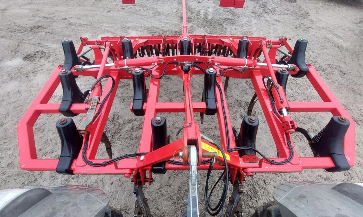 Horsch Terrano 4 FX - Ecēša: foto 1 Horsch Terrano 4 FX - Ecēša: foto 1