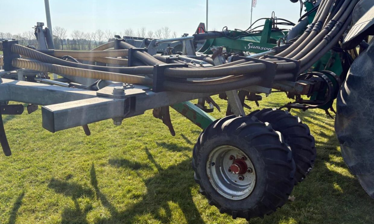 Samson CMX 12 rækket majs-nedfælder līzingu Samson CMX 12 rækket majs-nedfælder: foto 13
