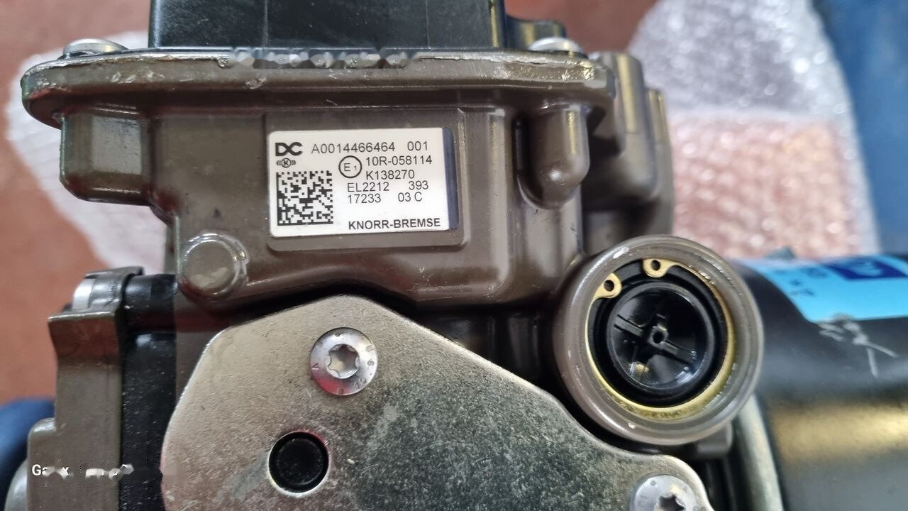 Knorr-Bremse AIR DRYER UNIT EAPU K138270 Mercedes-Benz ACTROS MP4 EURO 6 - Elektroniskais vadības bloks (ECU) - Kravas automašīna: foto 2 Knorr-Bremse AIR DRYER UNIT EAPU K138270 Mercedes-Benz ACTROS MP4 EURO 6 - Elektroniskais vadības bloks (ECU) - Kravas automašīna: foto 2