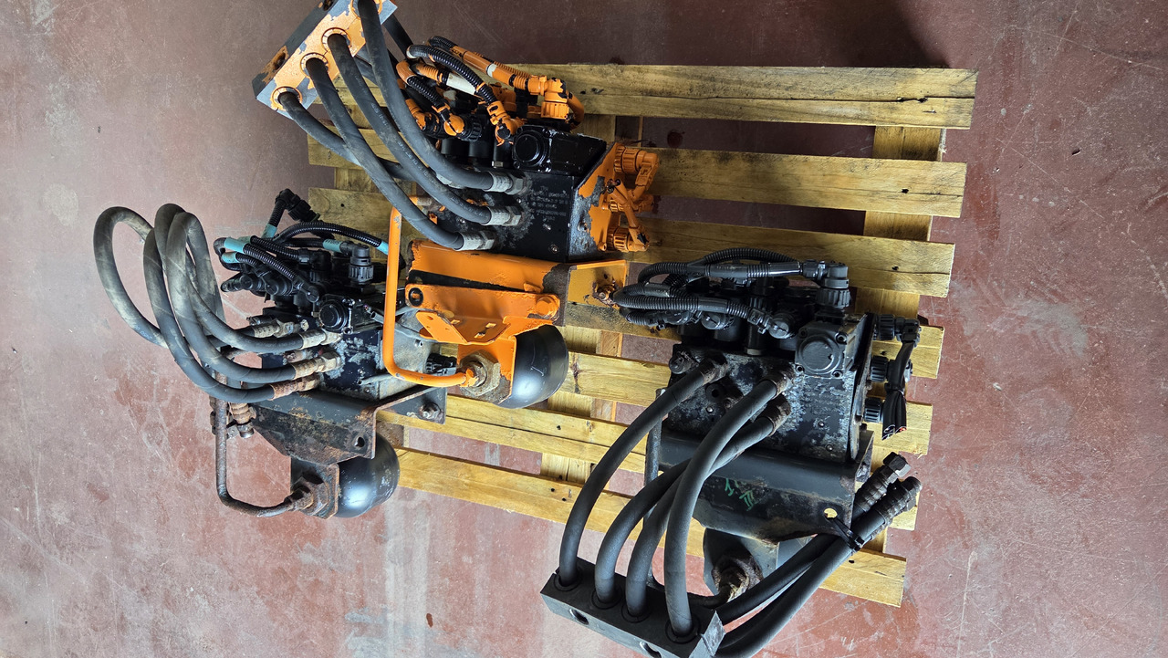 MERCEDES-BENZ STEERING UNIT - Stūre: foto 5 MERCEDES-BENZ STEERING UNIT - Stūre: foto 5