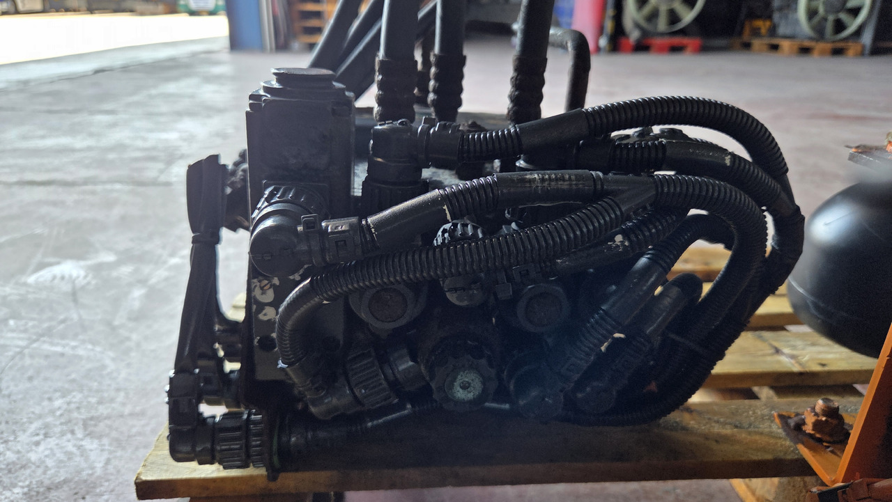 MERCEDES-BENZ STEERING UNIT - Stūre: foto 4 MERCEDES-BENZ STEERING UNIT - Stūre: foto 4