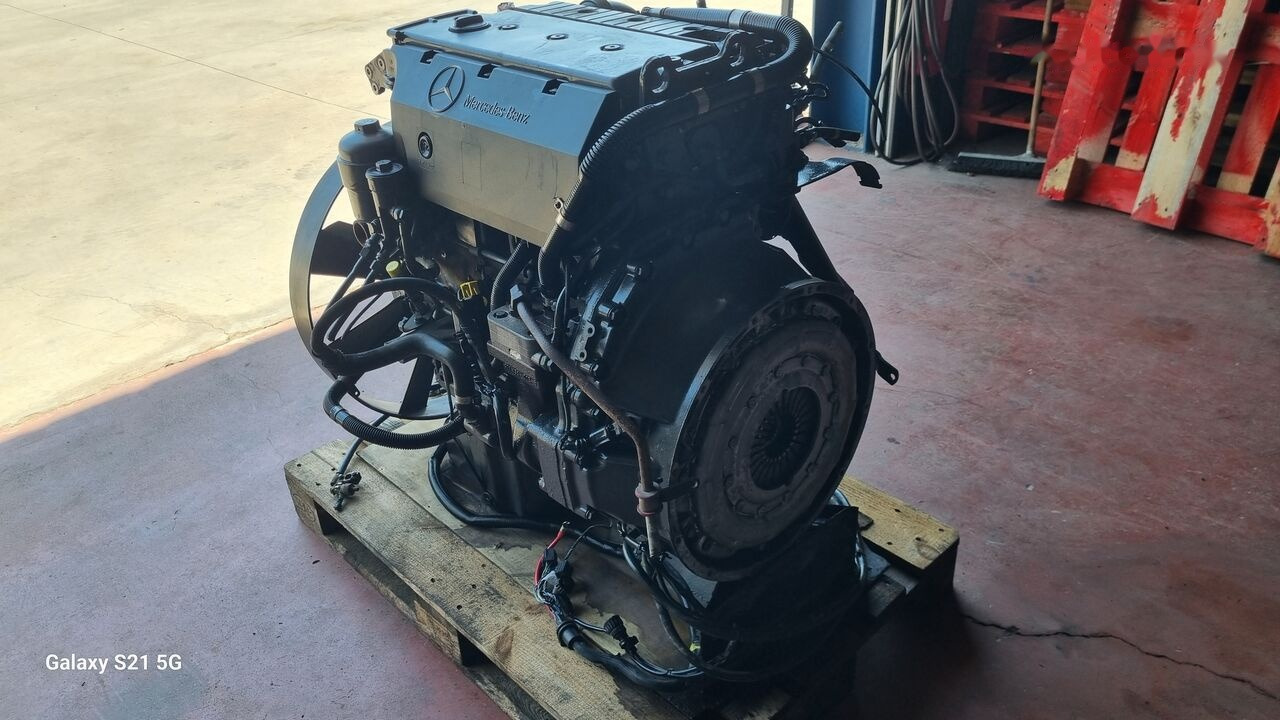 Mercedes-Benz MOTOR OM 924 LA EURO 5 OM 924 930 Mercedes-Benz ATEGO - Dzinējs - Kravas automašīna: foto 1 Mercedes-Benz MOTOR OM 924 LA EURO 5 OM 924 930 Mercedes-Benz ATEGO - Dzinējs - Kravas automašīna: foto 1