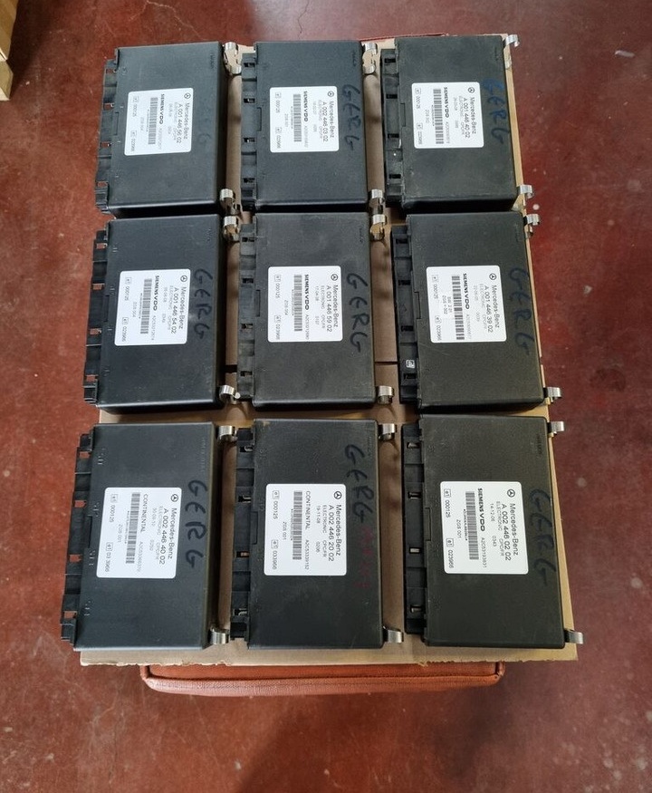 Siemens Mercedes-Benz ACTROS MB2 - Elektroniskais vadības bloks (ECU) - Kravas automašīna: foto 2 Siemens Mercedes-Benz ACTROS MB2 - Elektroniskais vadības bloks (ECU) - Kravas automašīna: foto 2