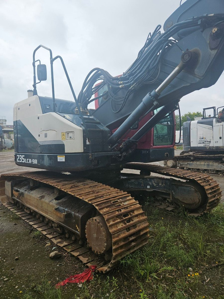 Hyundai Robex 235 LCR-9A Kurzheckbagger 25t - Kāpurķēžu ekskavators: foto 2 Hyundai Robex 235 LCR-9A Kurzheckbagger 25t - Kāpurķēžu ekskavators: foto 2