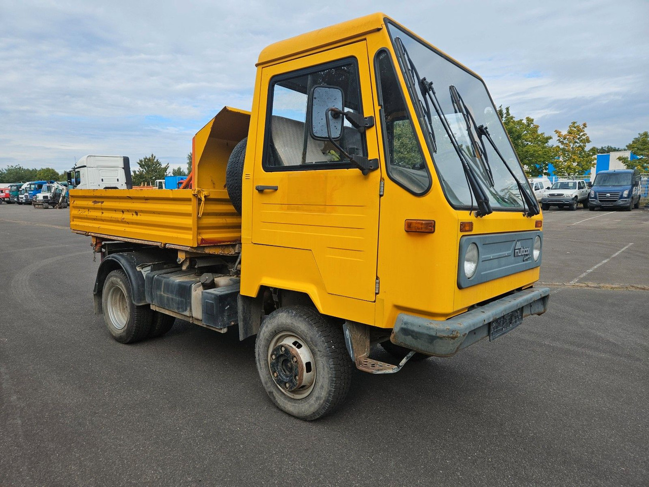 Multicar M26 Dreiseitenkipper 4x4 - Komercauto pašizgāzējs: foto 3 Multicar M26 Dreiseitenkipper 4x4 - Komercauto pašizgāzējs: foto 3