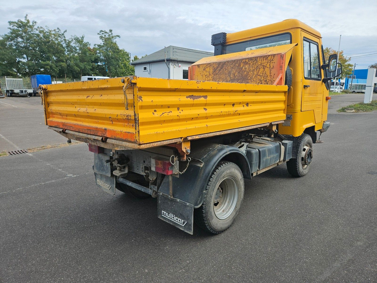 Multicar M26 Dreiseitenkipper 4x4 - Komercauto pašizgāzējs: foto 5 Multicar M26 Dreiseitenkipper 4x4 - Komercauto pašizgāzējs: foto 5