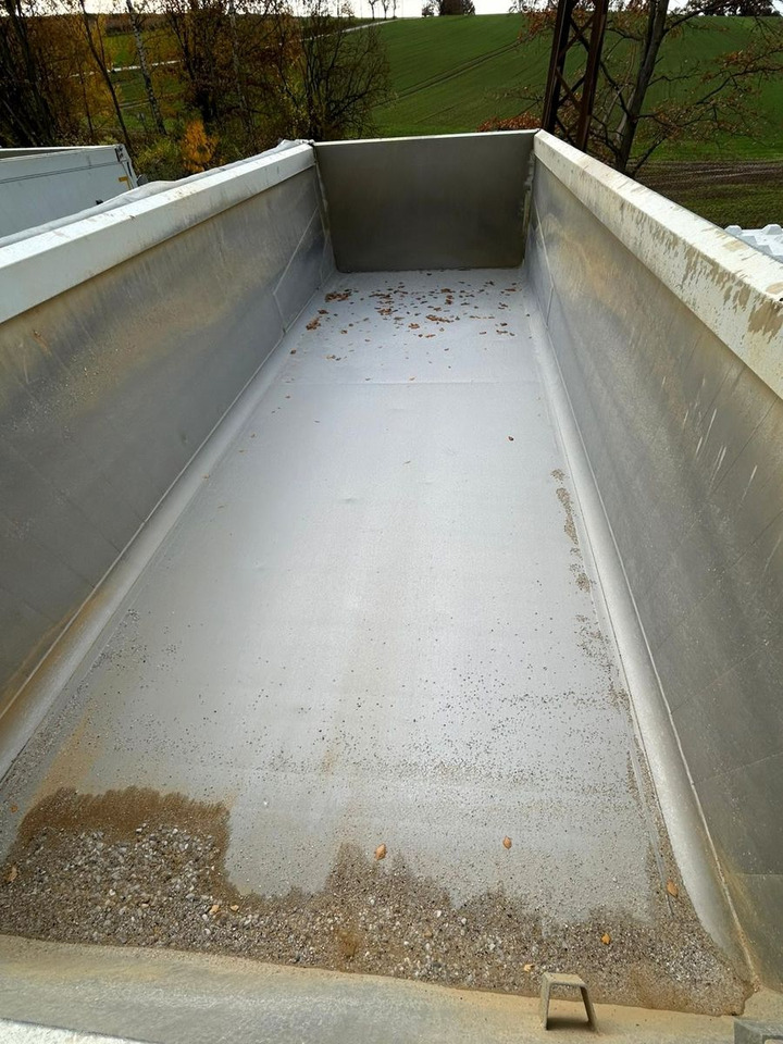 Schmitz Cargobull Alumulde SKI 24 - Puspiekabe pašizgāzējs: foto 4 Schmitz Cargobull Alumulde SKI 24 - Puspiekabe pašizgāzējs: foto 4