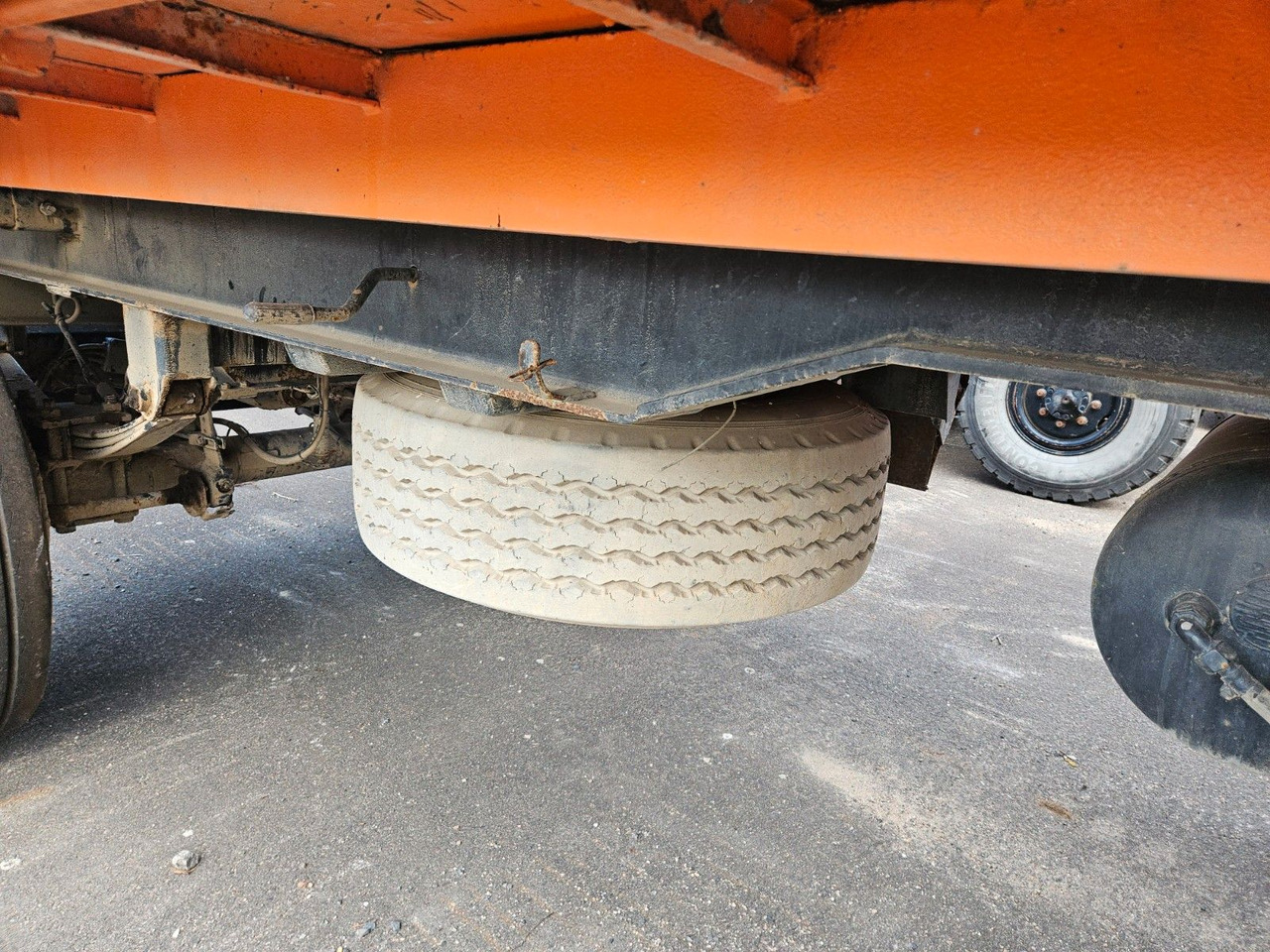 Tebbe ZK 180 Dreiseitenkipper - Piekabe pašizgāzējs: foto 5 Tebbe ZK 180 Dreiseitenkipper - Piekabe pašizgāzējs: foto 5