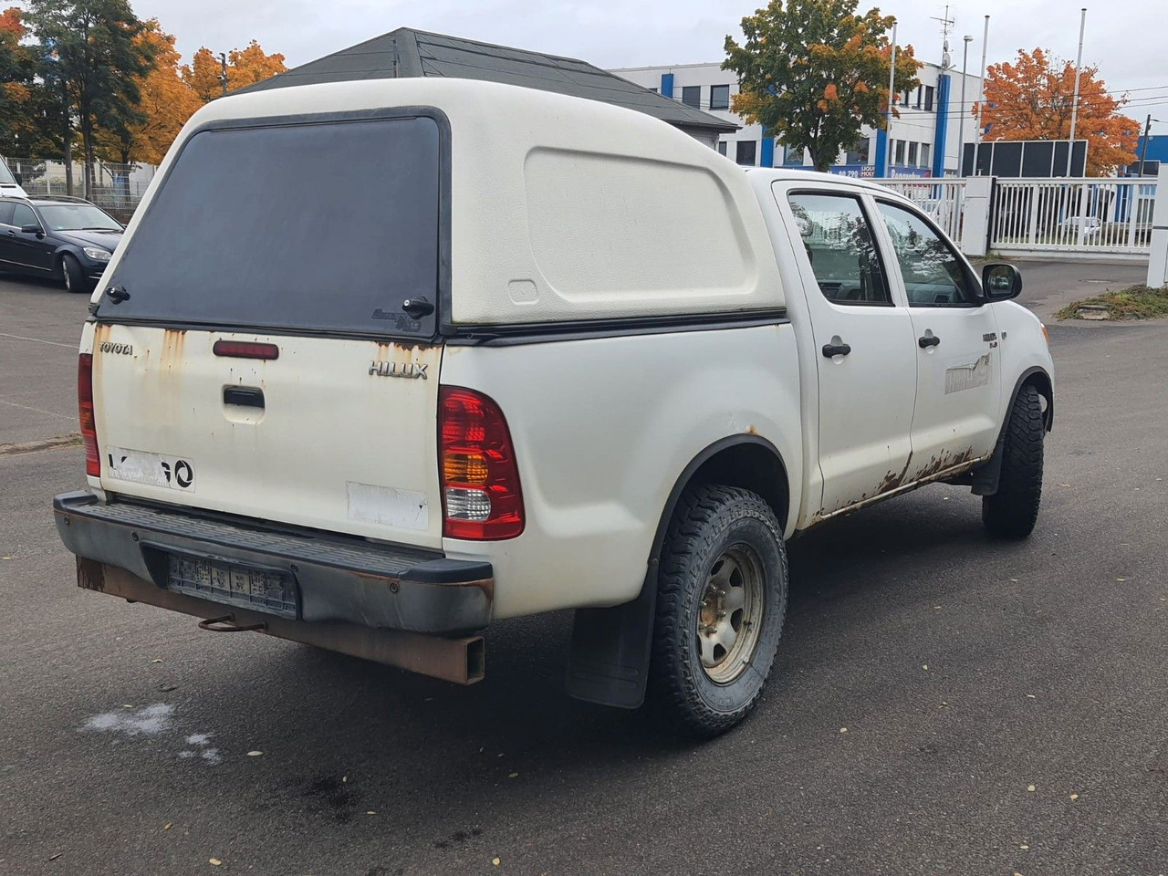 Toyota Hilux Double Cab 4x4 - SUV: foto 4 Toyota Hilux Double Cab 4x4 - SUV: foto 4