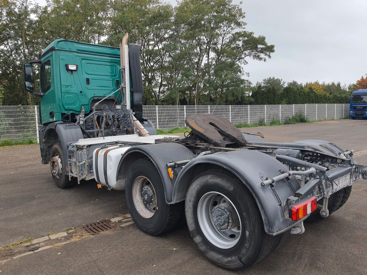 Mercedes-Benz Arocs 3345 6x4 Schwerlast 66t zul ZGG - Vilcējs: foto 4 Mercedes-Benz Arocs 3345 6x4 Schwerlast 66t zul ZGG - Vilcējs: foto 4