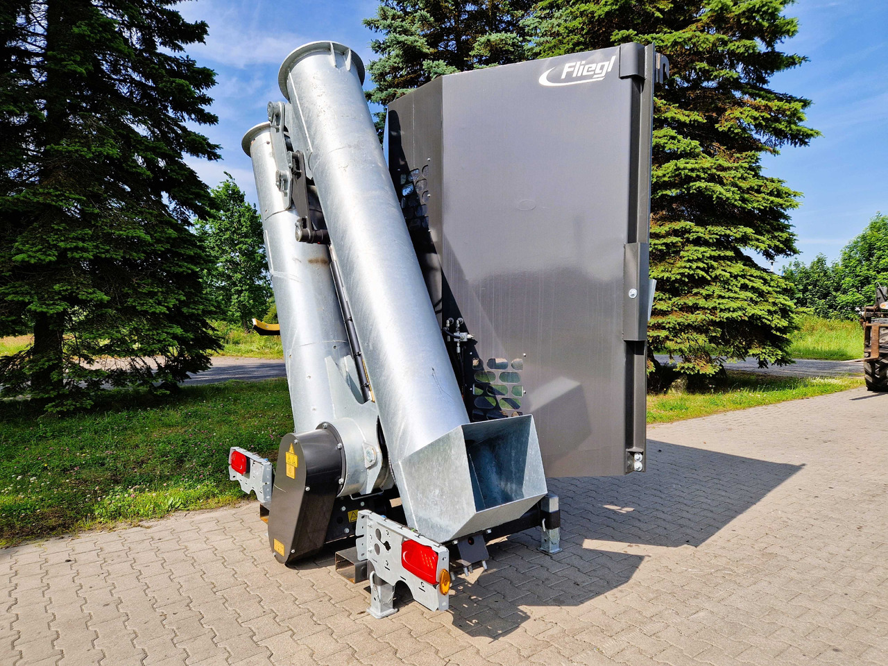 Fliegl ULS 400 do ASW - Lauksaimniecības piekabe: foto 4 Fliegl ULS 400 do ASW - Lauksaimniecības piekabe: foto 4