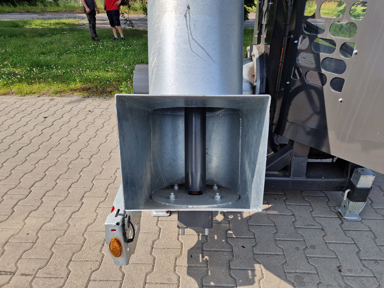 Fliegl ULS 400 do ASW - Lauksaimniecības piekabe: foto 5 Fliegl ULS 400 do ASW - Lauksaimniecības piekabe: foto 5