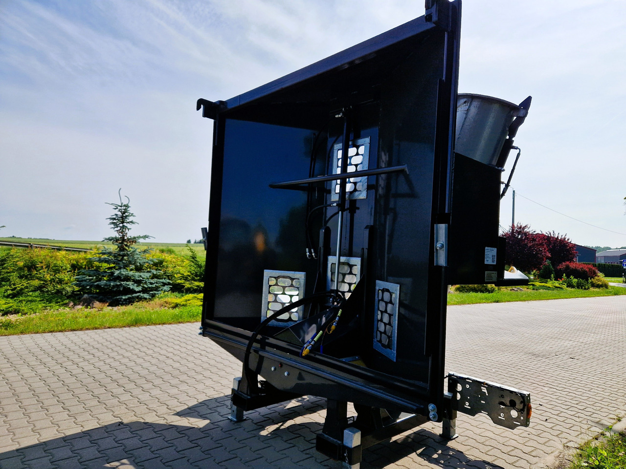 Fliegl ULS 400 do ASW - Lauksaimniecības piekabe: foto 3 Fliegl ULS 400 do ASW - Lauksaimniecības piekabe: foto 3