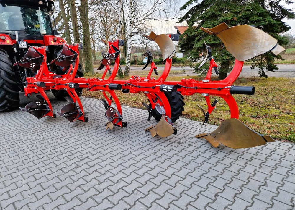 Gregoire Besson Gregoire Besson Rover 70 - Arkls: foto 3 Gregoire Besson Gregoire Besson Rover 70 - Arkls: foto 3