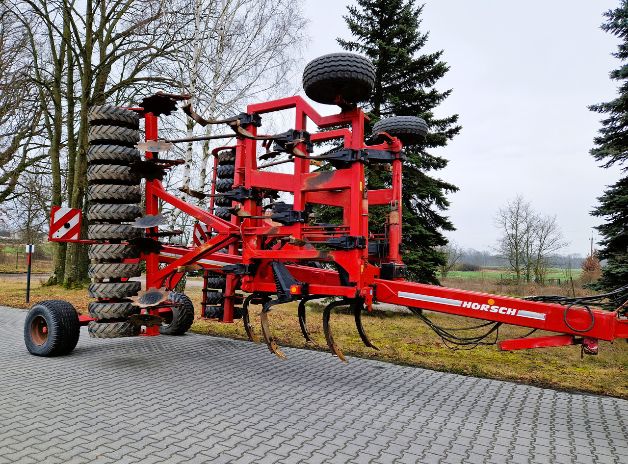 HORSCH Terrano 6 FX - Augsnes apstrādes tehnika: foto 5 HORSCH Terrano 6 FX - Augsnes apstrādes tehnika: foto 5