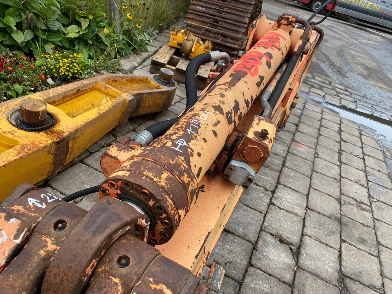 Atlas 1304 - Strēle: foto 4 Atlas 1304 - Strēle: foto 4